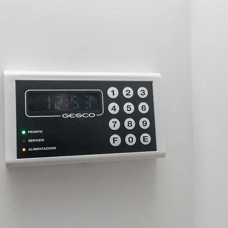 Real Italian Estate - Luxury Black&white *