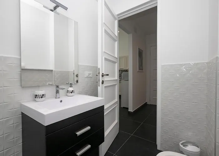 Appartamento Real Italian Estate - Luxury Black&white