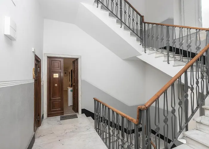 Real Italian Estate - Luxury Black&white * Genova