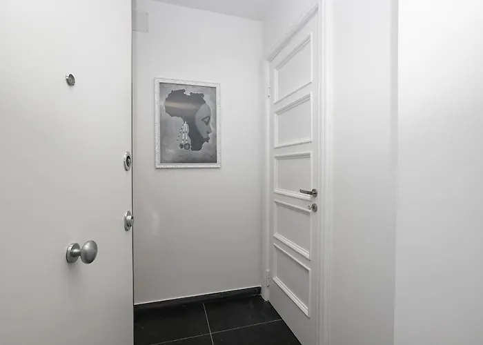 Apartamento Real Italian Estate - Luxury Black&white *